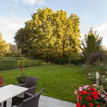 Pension Elfy Baden Exteriör bild